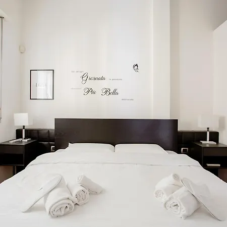 Oasi Di Relax E Terrazza In Porta Romana Apartman